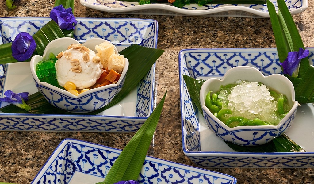 Green jelly with coconut syrup