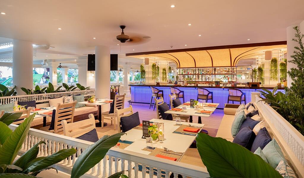 BAR AREA at Ocean Rhyme