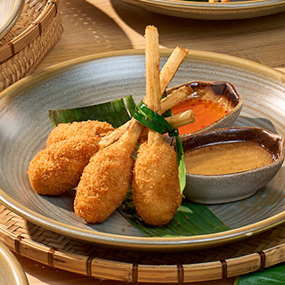Deep-fried shrimp with sugar cane