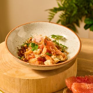 Pomelo Salad with Roasted Tiger Prawns 