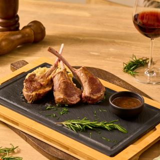 AUS Lamb Chop & Truffle Mashed Potatoes 