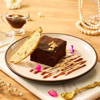 Salty Caramel Fudgy Brownie 